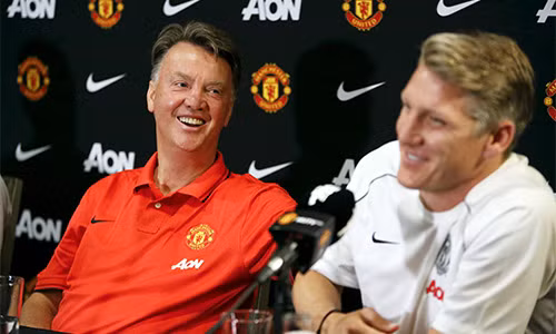 Van Gaal có nhiều lựa chọn ở tuyến giữa, nhưng trên hàng công, Rooney là tiền đạo đáng tin cậy duy nhất trong tay ông. Ảnh: Reuters.