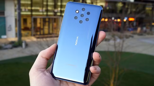Nokia 9 PureView nổi bật với cụm camera sau đặc trưng
