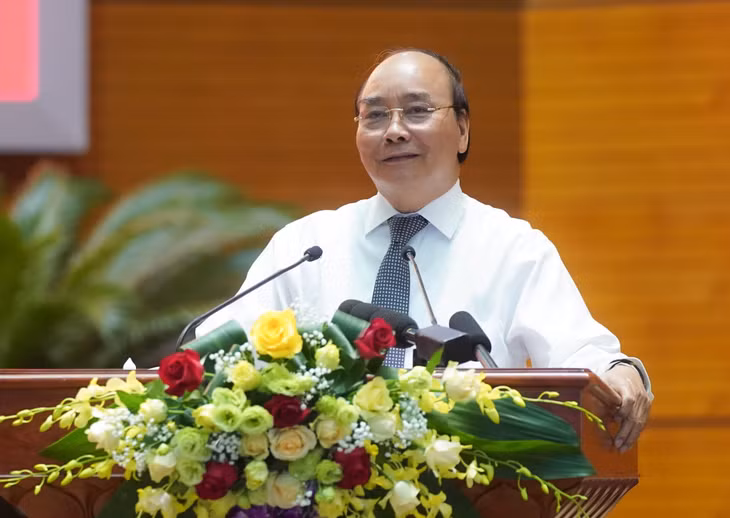 Thủ tướng Nguyễn Xuân Phúc: Truyền thông phải góp phần lan tỏa năng lượng tích cực trong xã hội. Ảnh: VGP/Quang Hiếu