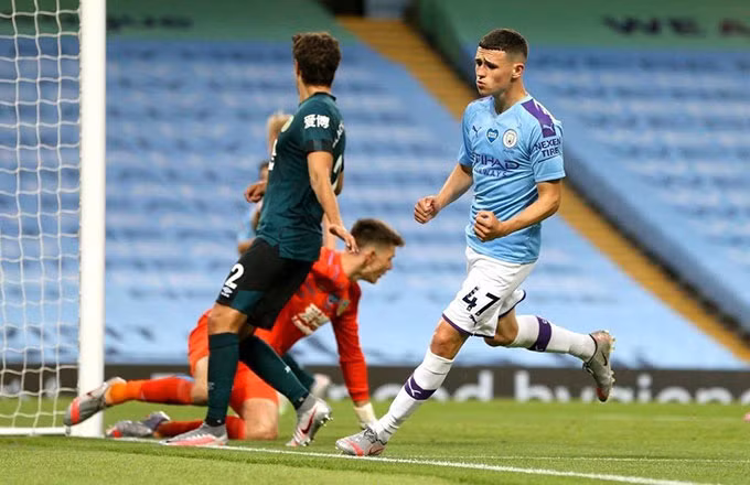 Foden đã sẵn sàng thay thế vị trí mà đàn anh David Silva để lại cuối tuần này.