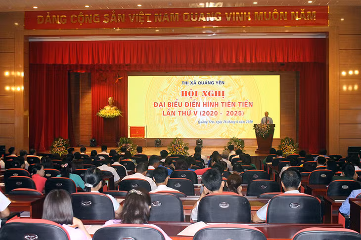 Quang cảnh của hội nghị.