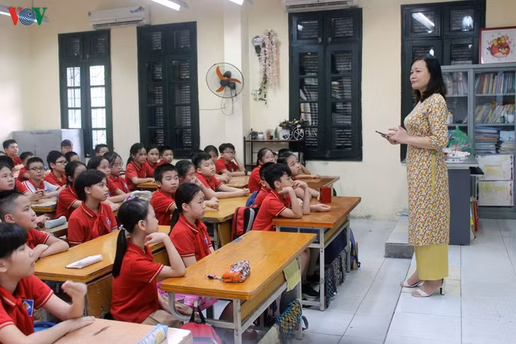 100% giáo viên tiếng Anh tại Hà Nội sẽ phải thi IELTS. (Ảnh minh họa)