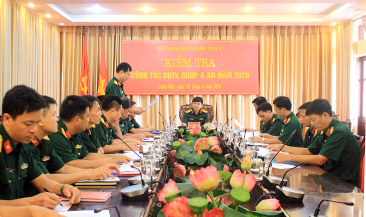 Quang cảnh buổi kiểm tra.