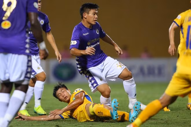 Hà Nội FC phải đứng dậy.