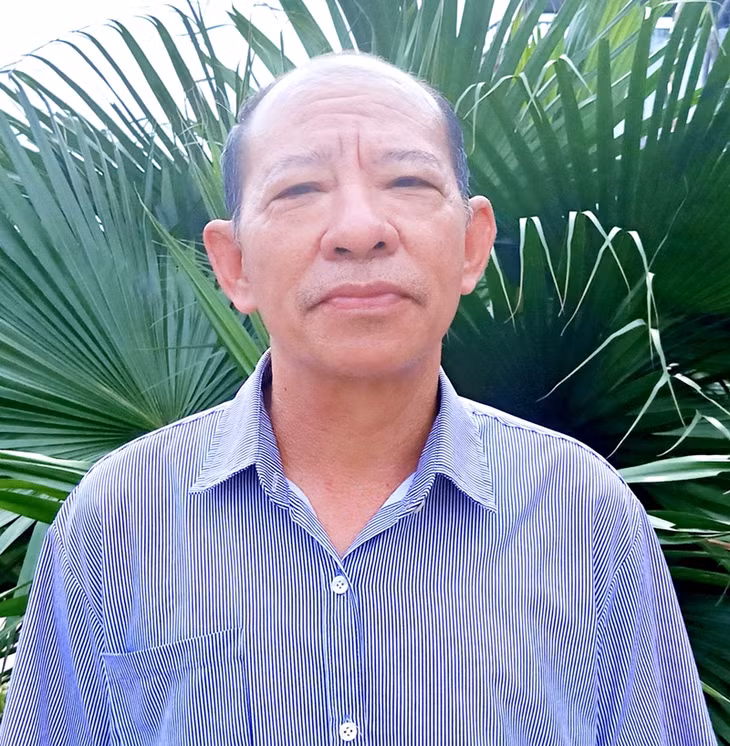 Ông Hoàng Mít