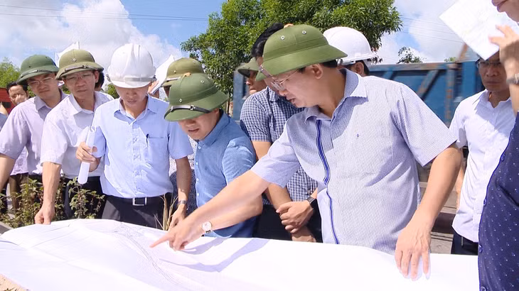 Phó Chủ tịch UBND tỉnh yêu cầu thành phố Hạ Long đẩy nhanh tiến độ giải phóng mặt bằng
