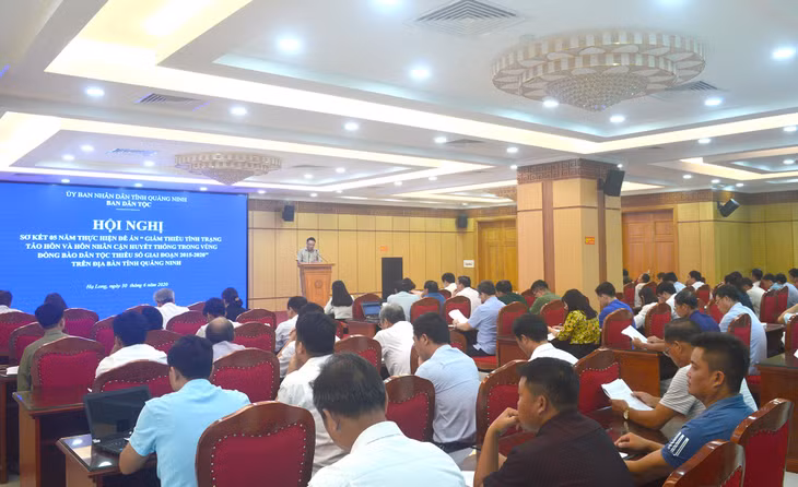 Tham dự hội nghị có khoảng 115 đại biểu đại diện các sở, ngành liên quan; lãnh đạo các địa phương cấp huyện, xã, phường, thị trấn…