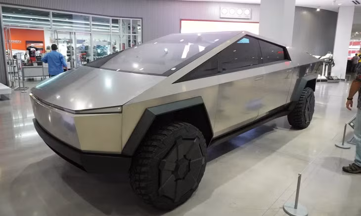 Tesla Cybertruck tại bảo tàng Peterson Automotive ở Los Angeles, hôm 19/6. Ảnh: Electrek