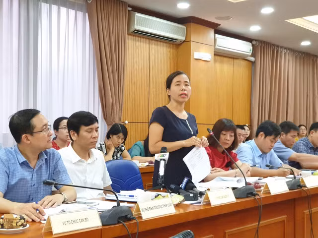 Bà Đặng Kim Hoa- Phó cục trưởng Cục Bổ trợ tư pháp, Bộ Tư pháp.