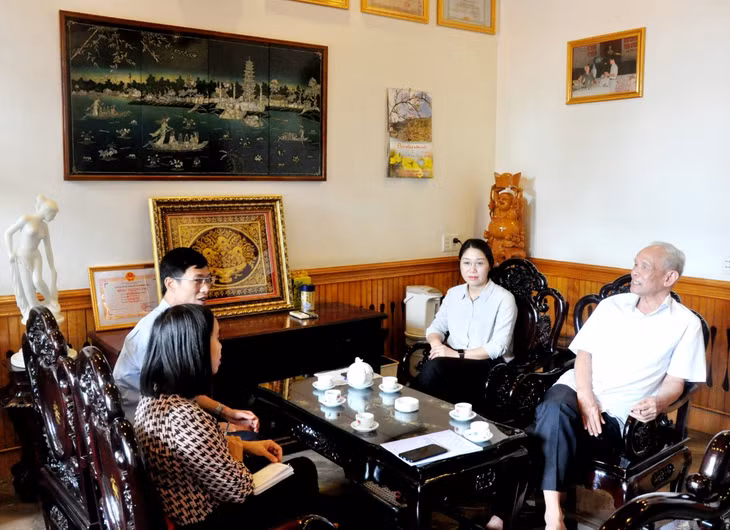 Ông Nguyễn Quang Nhạ, nguyên Bí thư huyện ủy, Chủ tịch UBND huyện Đông Triều: Đông Triều qua các thời kỳ, dù khó khăn vẫn chủ động, sáng tạo, đoàn kết, kiên trì, bền bỉ với mục tiêu phát triển kinh tế.