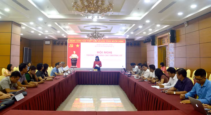 Quang cảnh hội nghị.