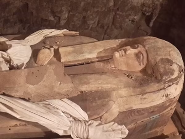 Lăng mộ của một nữ ca sỹ hoàng gia thời Pharaoh tại di chỉ khảo cổ Saqqara. (Nguồn: Ahram Online)