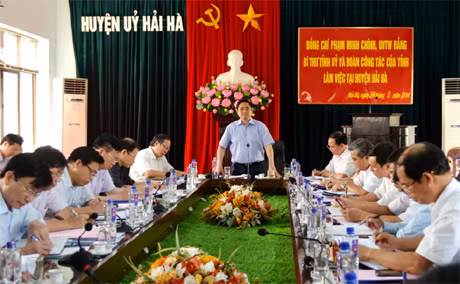 đồng chí Phạm Minh Chính, Ủy viên BCH Trung ương Đảng, Bí thư Tỉnh ủy