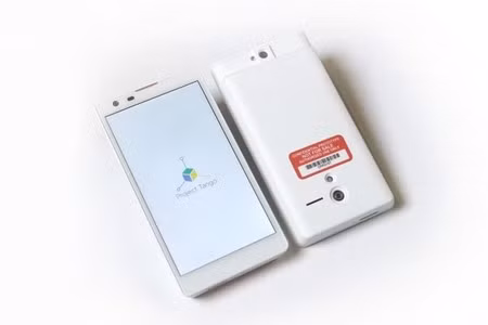 Thiết kế của nguyên mẫu smartphone được áp dụng công nghệ của Project Tango