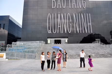 Thư viện- Bảo tàng tỉnh cũng là địa điểm được nhiều gia đình lựa chọn.