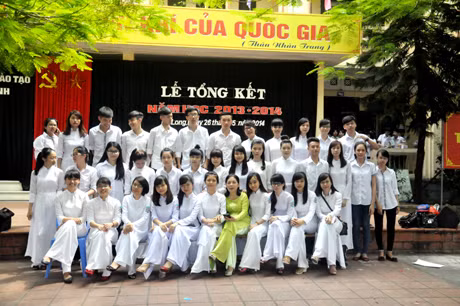 Và chia tay khối 12.