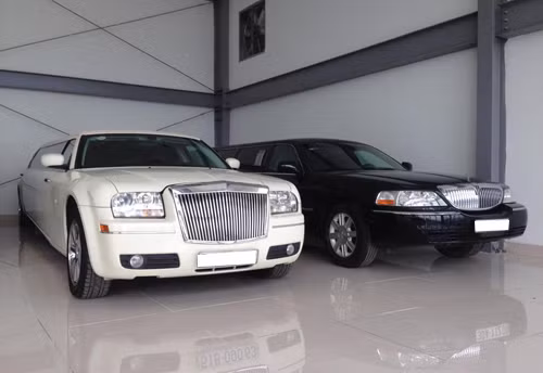 Những mẫu limousine cao cấp.