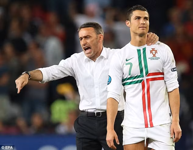 HLV Bento xây dựng lối chơi xung quanh C.Ronaldo