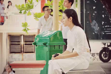 Phút giây lặng lẽ...;