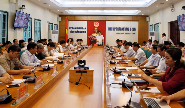 Phiên họp thường kỳ tháng 8 của UBND tỉnh.