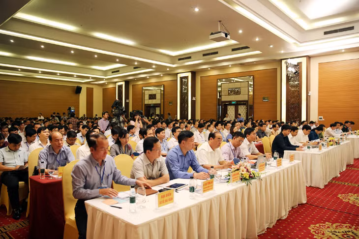 Quang cảnh hội nghị.