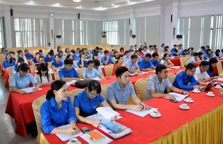 Quang cảnh hội nghị tổng kết công tác Đoàn-Đội trường học năm học 2015-2016.