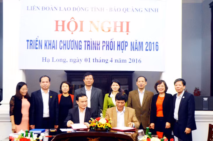 Hàng năm LĐLĐ tỉnh đều ký kết chương trình phối hợp tuyên truyền với Báo Quảng Ninh, qua đó nâng cao hiệu quả tuyên truyền phổ biến pháp luật tới CNVCLĐ.