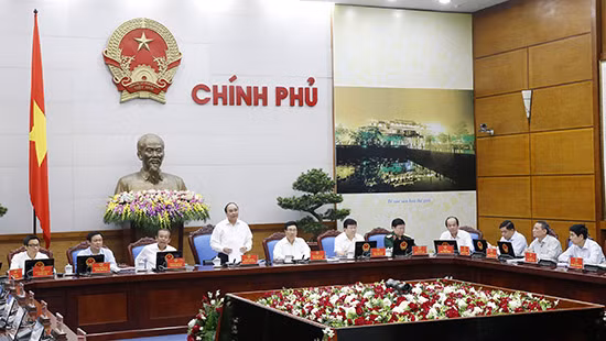 Phiên họp Chính phủ thường kỳ.