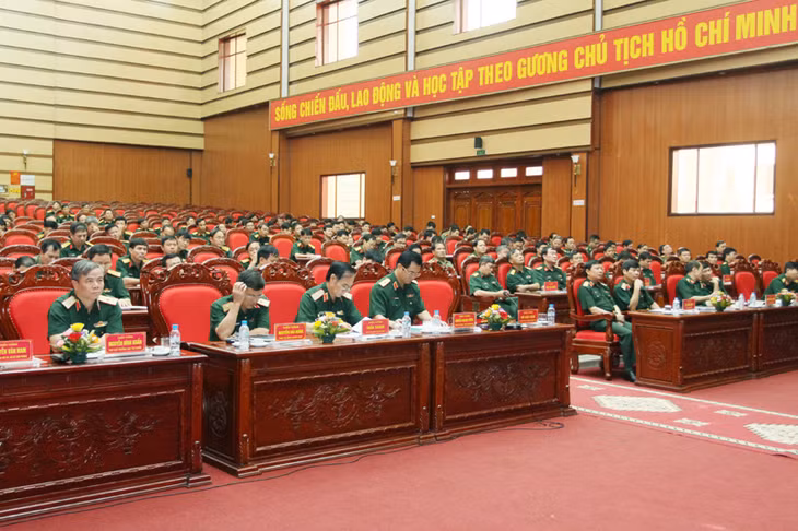 Quang cảnh hội nghị.