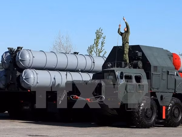  Hệ thống phòng thủ tên lửa S-300 của Nga. (Nguồn: Sputnik/TTXVN)