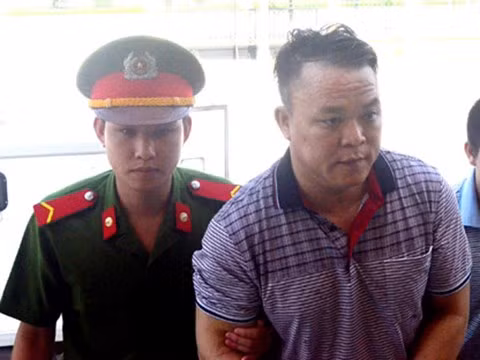 Tại phiên toà phúc thẩm, Hoàng Công Tám đã tự nguyện rút đơn kháng cáo, chấp nhận mức án 20 năm tù.