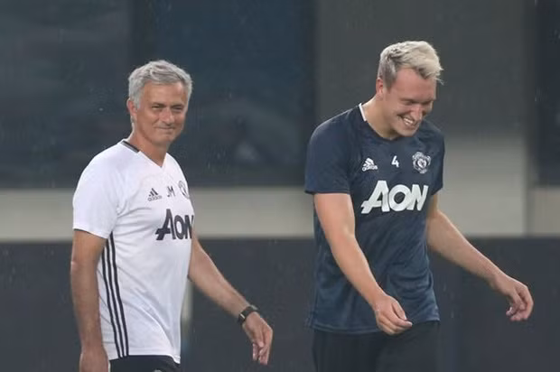  Jones vẫn chưa được Mourinho tin tưởng. Ảnh: Internet.