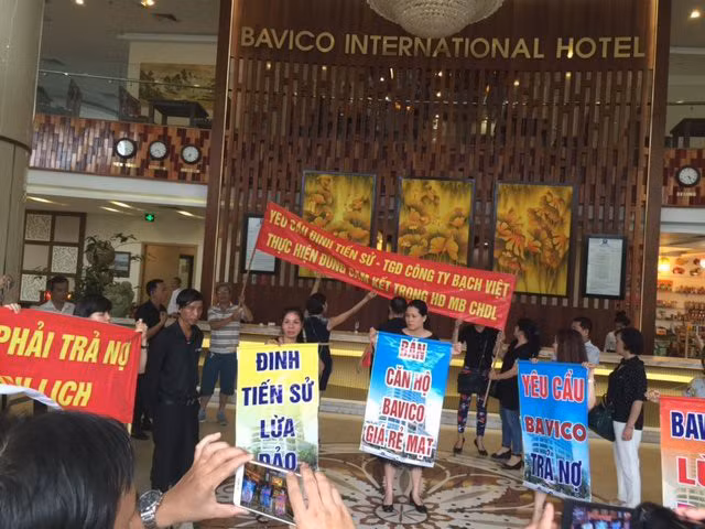  Nhiều khách hàng mua căn hộ condotel Bavico Nha Trang kêu cứu. (Ảnh: Cafebiz)