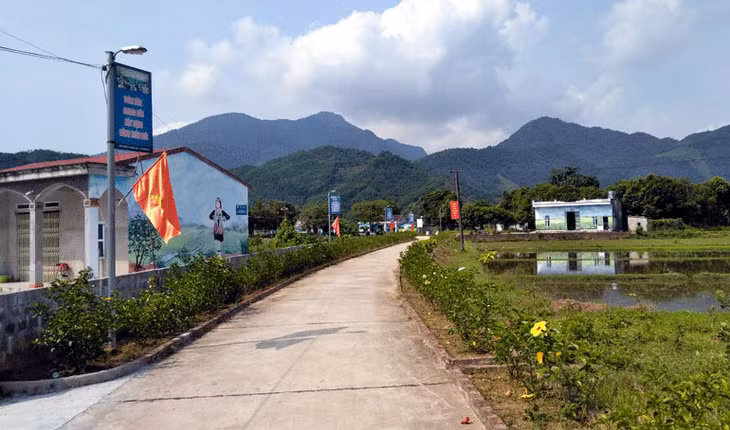 Xóm Họ Đặng, thôn Pò Hèn, hiện là điểm đến du lịch hấp dẫn ở xã Hải Sơn.