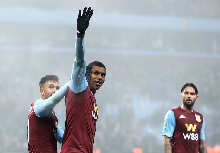 Wesley ấn định chiến thắng 5-0 giòn giã cho Atson Villa ở phút bù giờ