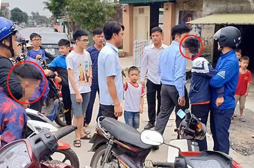 Hoàng và Dương bị cảnh sát hình sự khống chế sau khi bỏ chạy suốt 5 km. Ảnh: Gia Hân