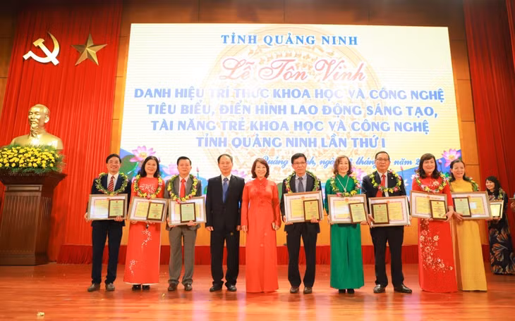 Y tế Quảng Ninh có 15 cá nhân đạt danh hiệu trí thức khoa học và công nghệ tiêu biểu, điển hình sáng tạo lần thứ nhất, năm 2019