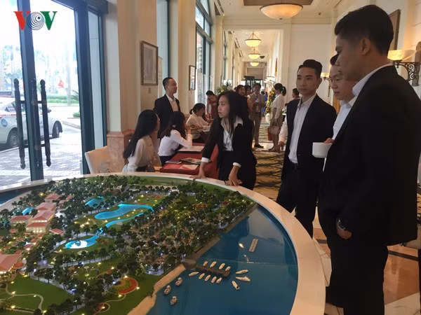 Bất động sản năm 2020, nguồn cung giảm và khó khăn về vốn.
