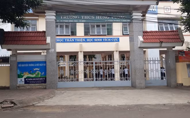 Ban giám hiệu Trường THCS Hùng Vương nhận sai trong việc nữ sinh bị dâm ô. Ảnh: T. N.