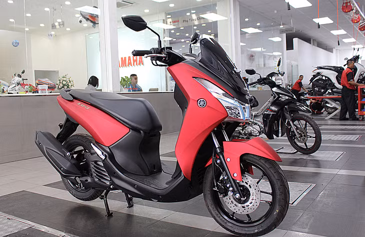 Xe ga LEXi tại một đại lý trên đường Lê Quang Định, quận Gò Vấp, TP HCM.