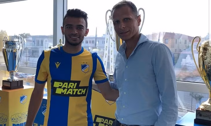 Omar Hani (trái) được định giá khoảng 100.000 euro khi gia nhập APOEL hồi tháng 7/2019. Ảnh: APOEL.