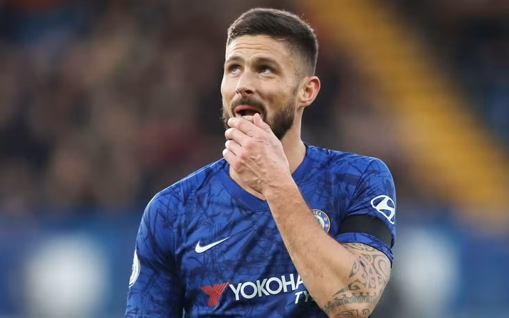 Giroud không tìm được chỗ đứng ở Chelsea (Ảnh: Getty).
