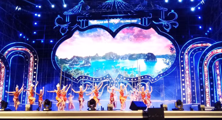 Một tiết mục biểu diễn xiếc trong Liên hoan Xiếc Quốc tế - Hạ Long 2019