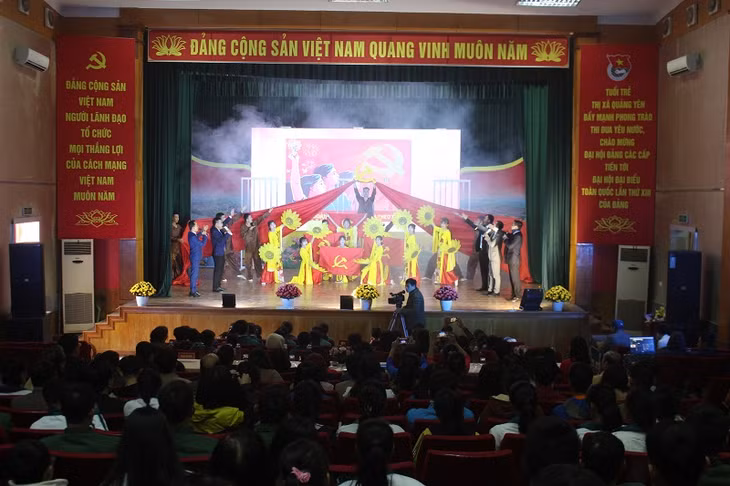 Quang cảnh của hội thi