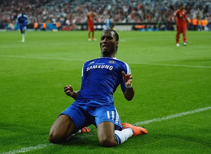 Drogba là hung thần của Bayern ở chung kết Champions League 2012.