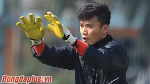 Bùi Tiến Dũng chính thức gia nhập CLB TP.HCM.