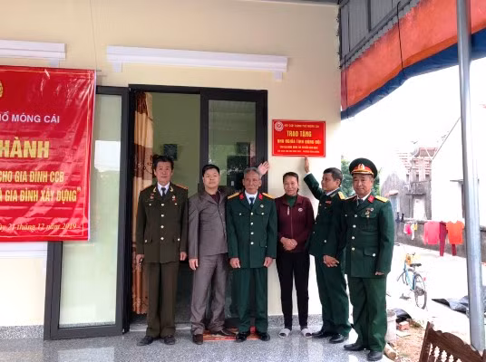 Trao tặng nhà 