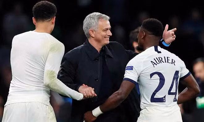 Mourinho nhìn nhận nếu thủ chắc hơn thì công sẽ không còn chắc.