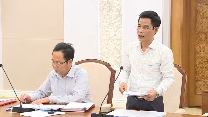 Lãnh đạo Sở Kế hoạch Đầu tư báo cáo tình hình thoái vốn nhà nước tại một số doanh nghiệp Cổ phần trên địa bàn tỉnh