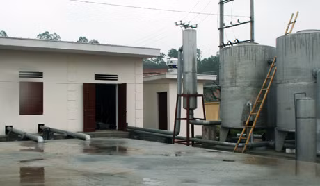 Trạm cấp nước tập trung tại xã Cộng Hòa (Yên Hưng) đã cung cấp nước sạch hợp vệ sinh cho trên 90% số hộ dân trên địa bàn xã.